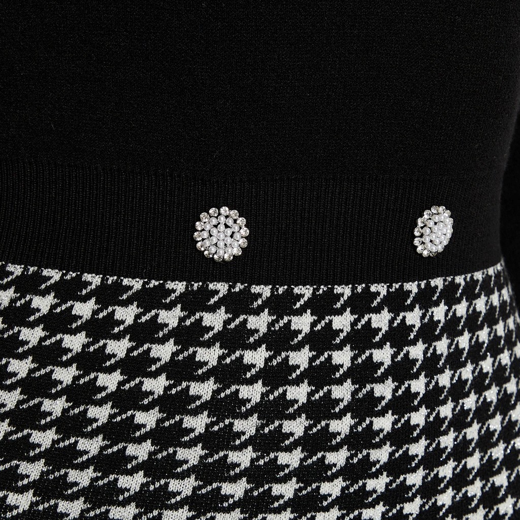 3-detail