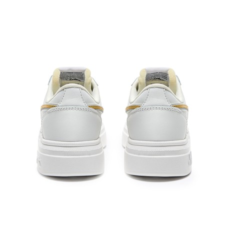 DIADORA 501181330 -  WHITE/GOLD - PANTOFI - Image 3