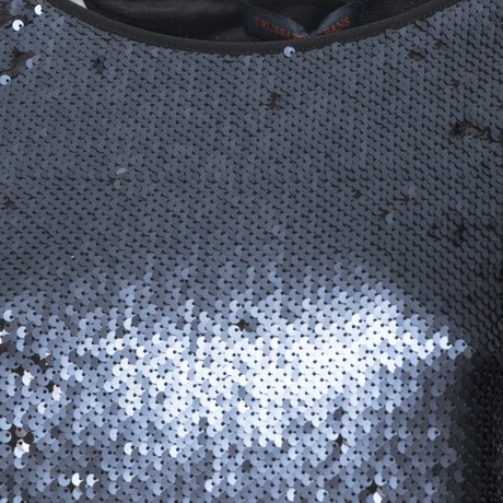 56D00185