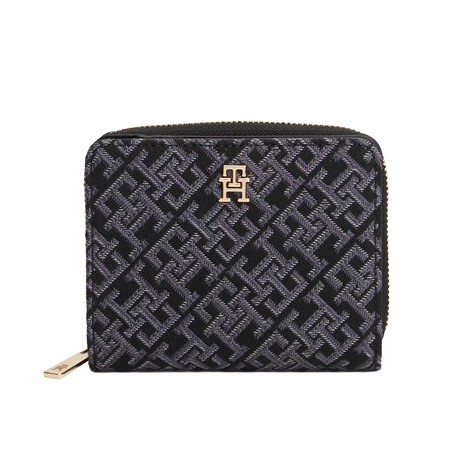 TOMMY HILFIGER &mdash; AW0AW17957