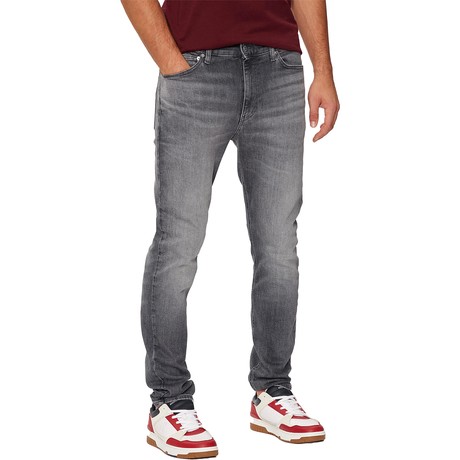 TOMMY JEANS &mdash; DM0DM20407