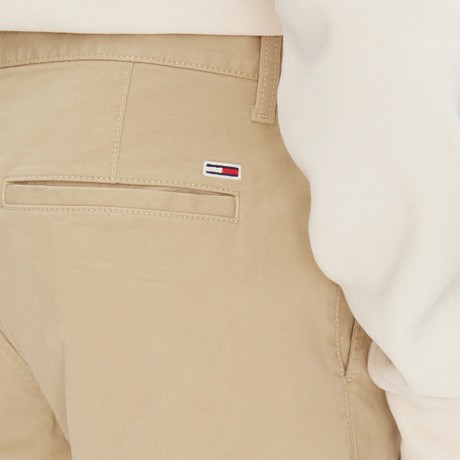 TOMMY JEANS DM0DM21950 - Relic Tan - BERMUDE IN KRATKE HLAČE - Image 3