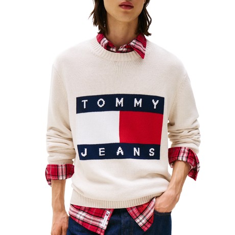 TOMMY JEANS &mdash; DM0DM22105