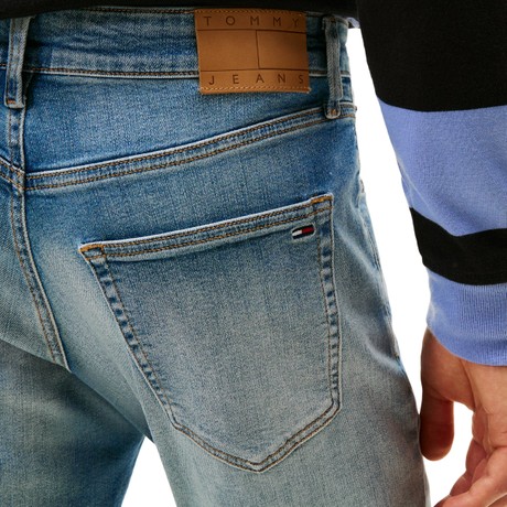 TOMMY JEANS DM0DM22582 - Denim Light - JEANS - Image 3