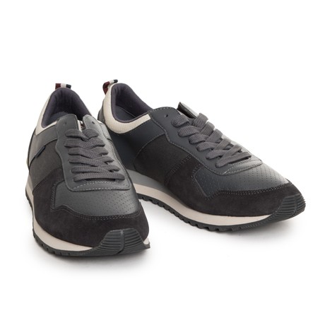 EM56820197