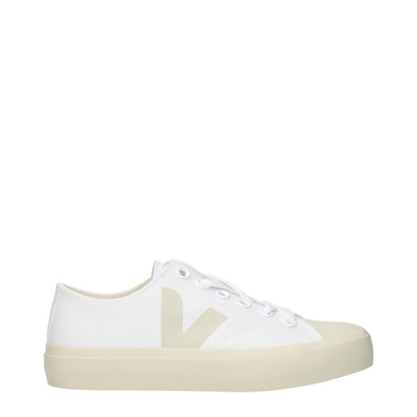 VEJA — F84734