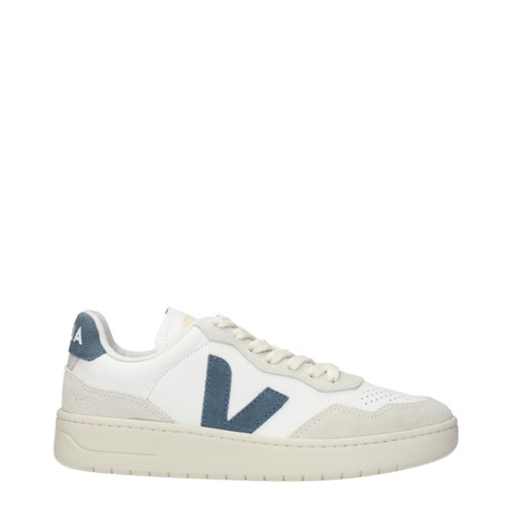 VEJA &mdash; F85285