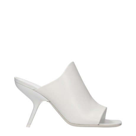 SALVATORE FERRAGAMO &mdash; F85746