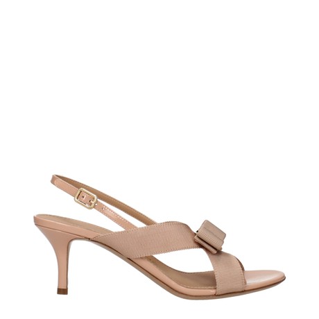 SALVATORE FERRAGAMO &mdash; F87504
