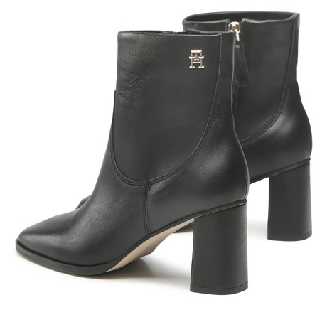 FW0FW06838