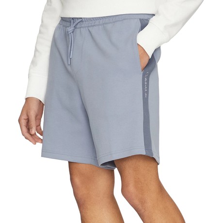 CALVIN KLEIN JEANS — J30J327246