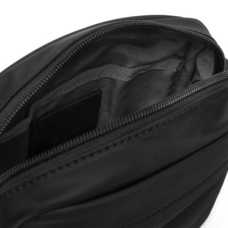 CALVIN KLEIN LV04D3180G - Black - BOLSOS - Image 3