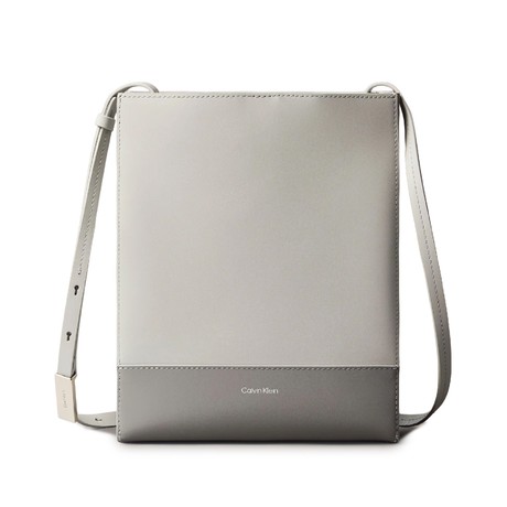 CALVIN KLEIN &mdash; LV04F3039G