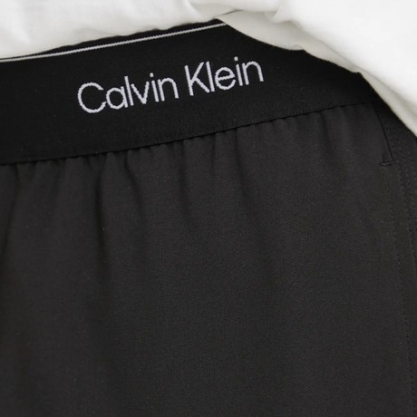 CALVIN KLEIN LVGMS5P643 - BLACK - KELNĖS - Image 3