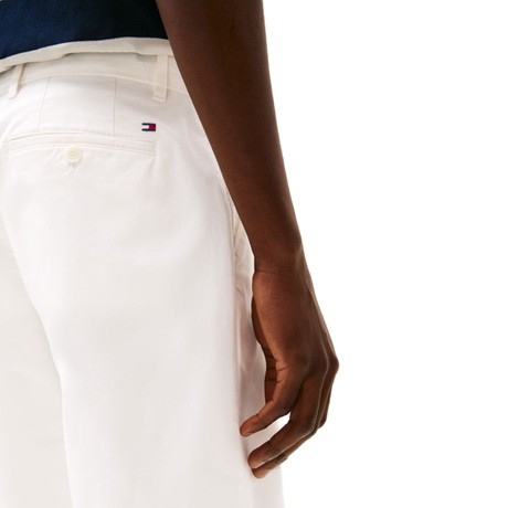 TOMMY HILFIGER MW0MW23568 - IVORY SILK - BERMUDAS Y PANTALONES CORTOS - Image 2