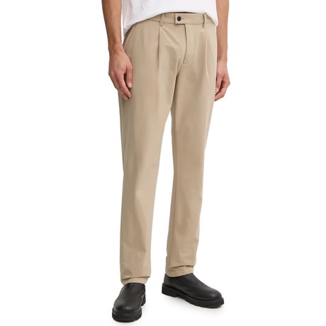 TOMMY HILFIGER &mdash; MW0MW37273