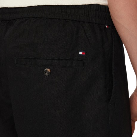 TOMMY HILFIGER MW0MW44353 - Black - BERMUDA AND SHORTS - Image 3
