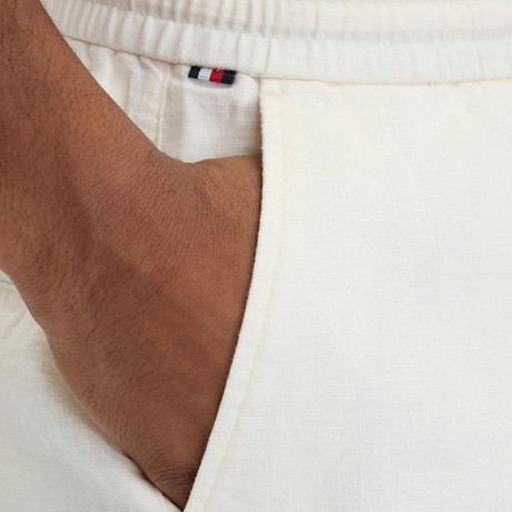 TOMMY HILFIGER MW0MW44353 - IVORY PETAL - BERMUDA AND SHORTS - Image 3