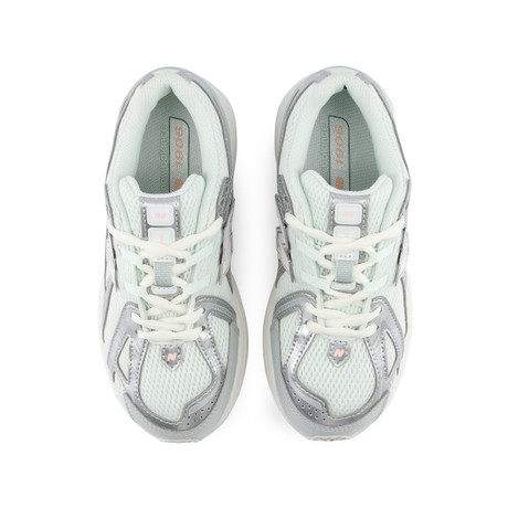 Shoes New Balance mint water / lone star grey &mdash; fot 2