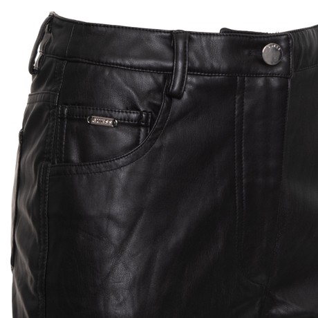 GUESS Q3BB07 - Jet Black A996 - PANTALONS - Image 2