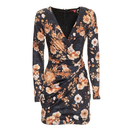 GUESS &mdash; Q4GK27