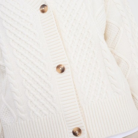 Свитера Guess Jeans warm white &mdash; фотографии 3