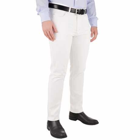 HARMONT & BLAINE &mdash; WNB0110