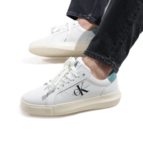 YM0YM00681