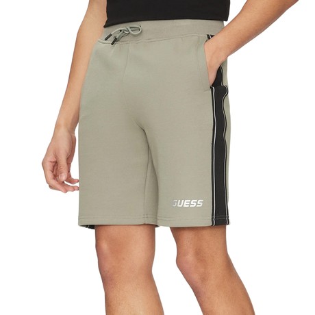 GUESS &mdash; Z4RD04