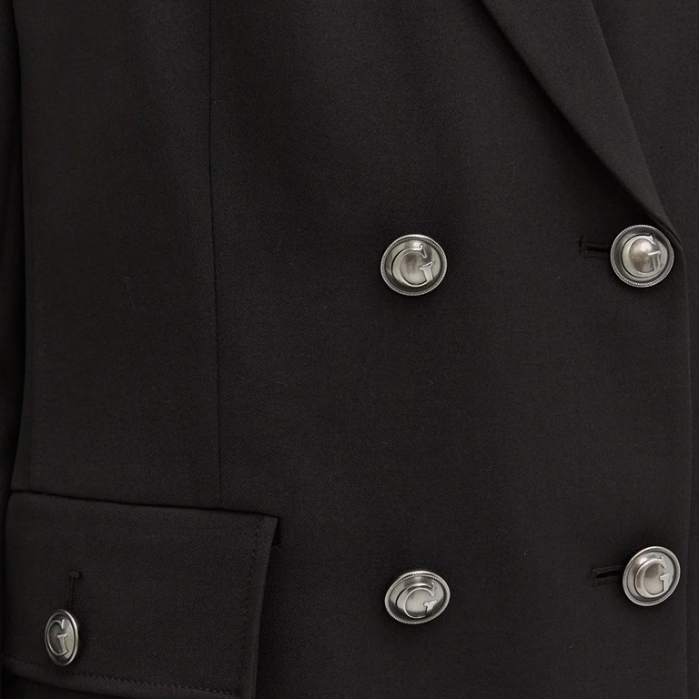 3-detail