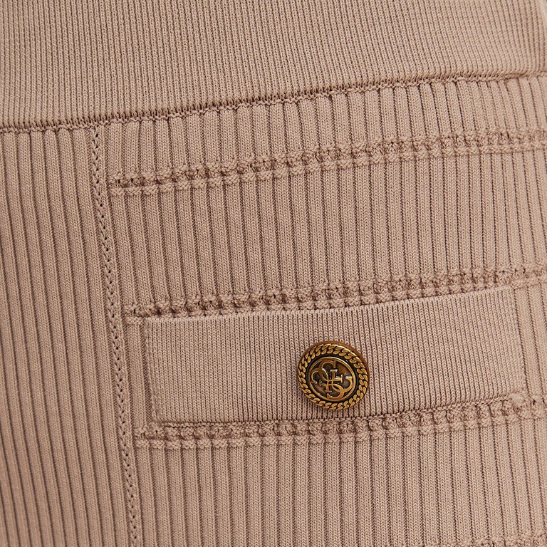 3-detail